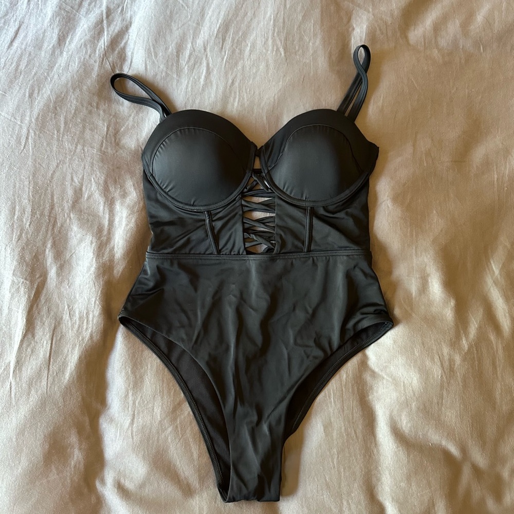 Swimsuits For All Elegant Black Swimwear
